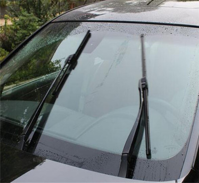 汽車玻璃清洗與清潔技巧